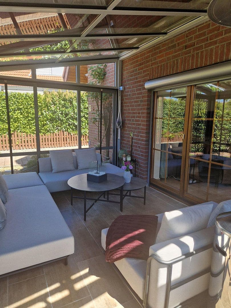 Predaj domu 123 m², pozemek 545 m², Seelze, Dolné Sasko Predaj domu 123 m², pozemek 545 m², Seelze, Dolné Sasko
