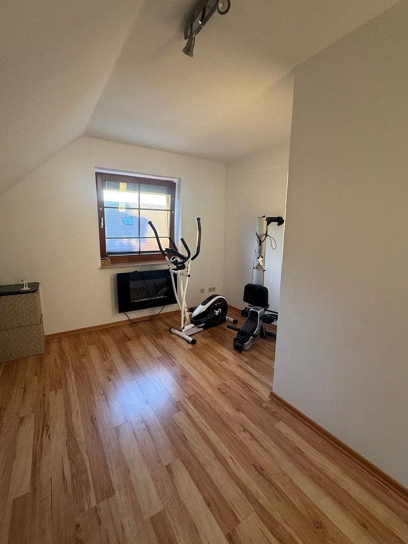 Predaj domu 123 m², pozemek 545 m², Seelze, Dolné Sasko Predaj domu 123 m², pozemek 545 m², Seelze, Dolné Sasko