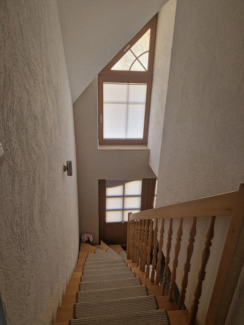 Predaj domu 123 m², pozemek 545 m², Seelze, Dolné Sasko Predaj domu 123 m², pozemek 545 m², Seelze, Dolné Sasko