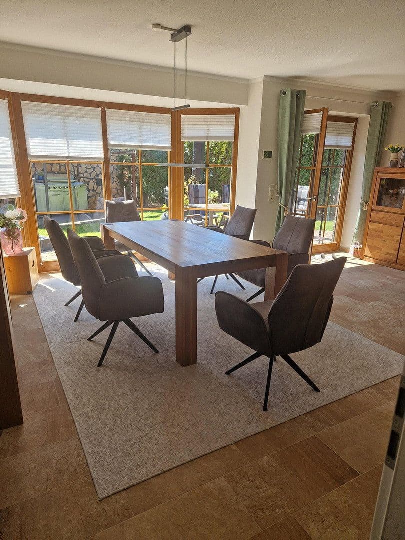 Predaj domu 123 m², pozemek 545 m², Seelze, Dolné Sasko Predaj domu 123 m², pozemek 545 m², Seelze, Dolné Sasko