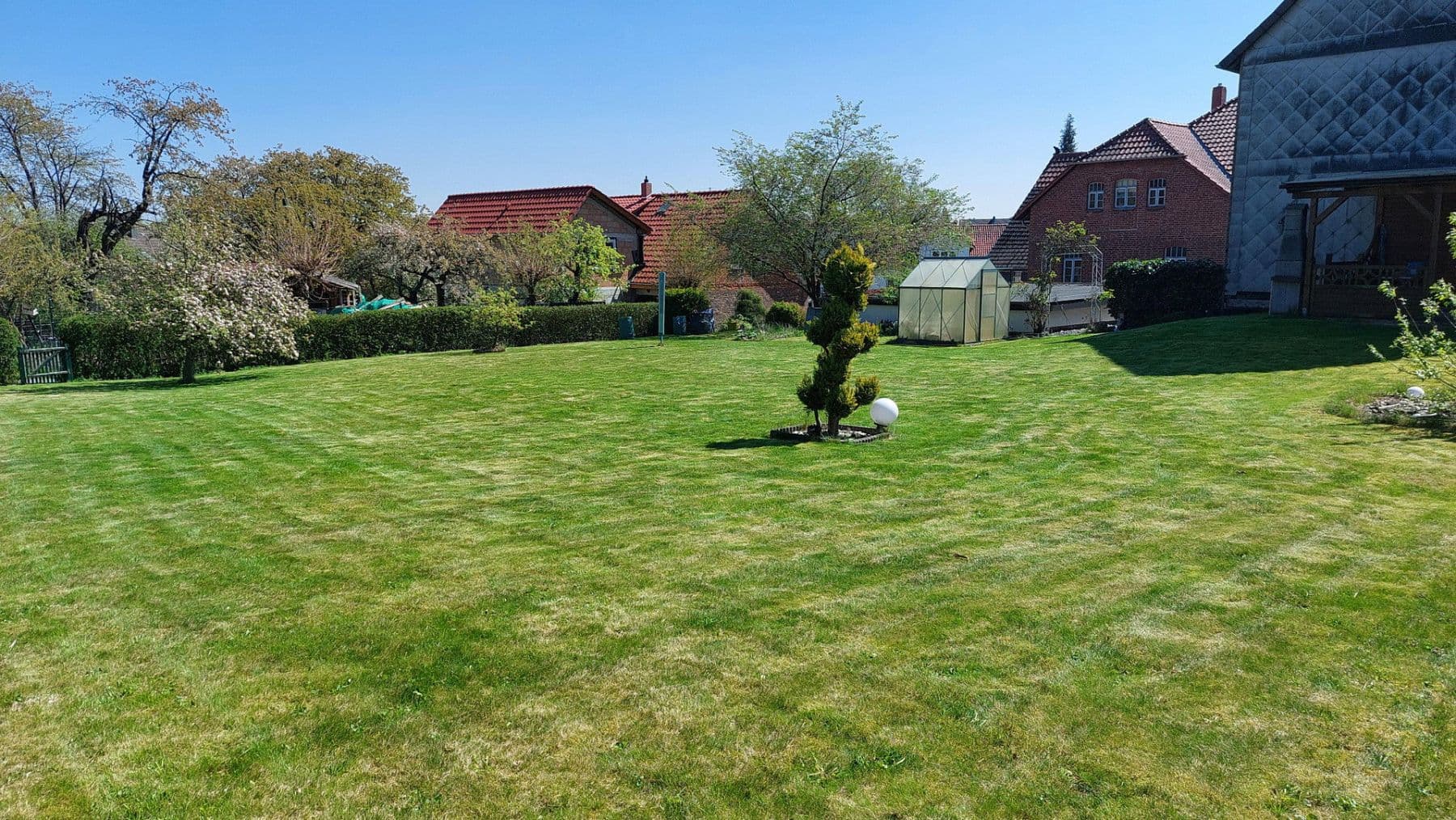 Predaj domu 280 m², pozemek 1.380 m², Im Bracken 3, Bad Münder am Deister, Dolné Sasko Predaj domu 280 m², pozemek 1.380 m², Im Bracken 3, Bad Münder am Deister, Dolné Sasko