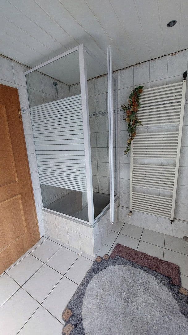 Predaj domu 280 m², pozemek 1.380 m², Im Bracken 3, Bad Münder am Deister, Dolné Sasko Predaj domu 280 m², pozemek 1.380 m², Im Bracken 3, Bad Münder am Deister, Dolné Sasko