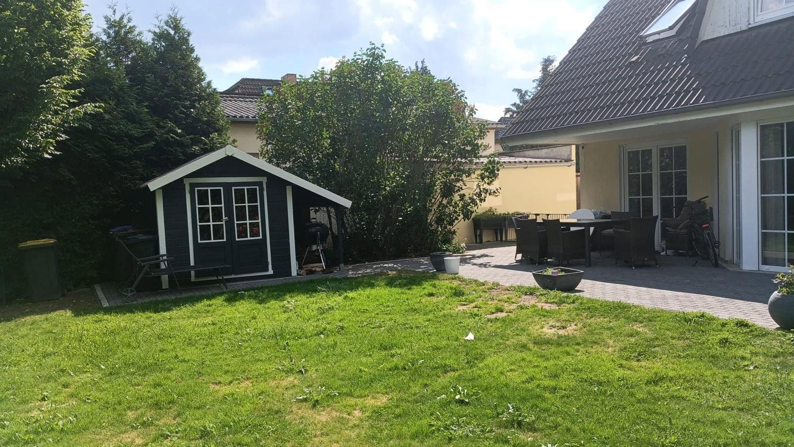 Predaj domu 150 m², pozemek 570 m², Zwinglistr. 11, Falkensee, Brandenbursko Predaj domu 150 m², pozemek 570 m², Zwinglistr. 11, Falkensee, Brandenbursko