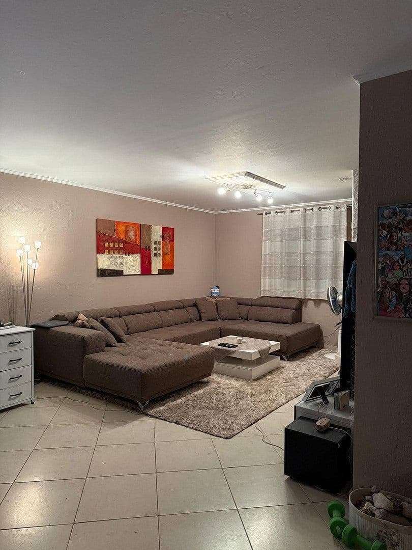 Predaj domu 150 m², pozemek 570 m², Zwinglistr. 11, Falkensee, Brandenbursko Predaj domu 150 m², pozemek 570 m², Zwinglistr. 11, Falkensee, Brandenbursko