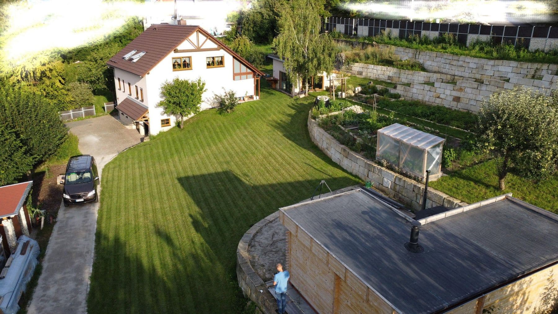 Predaj domu 339 m², pozemek 2.400 m², Kircherstraße 51A, Saalfeld/Saale, Durínsko Predaj domu 339 m², pozemek 2.400 m², Kircherstraße 51A, Saalfeld/Saale, Durínsko