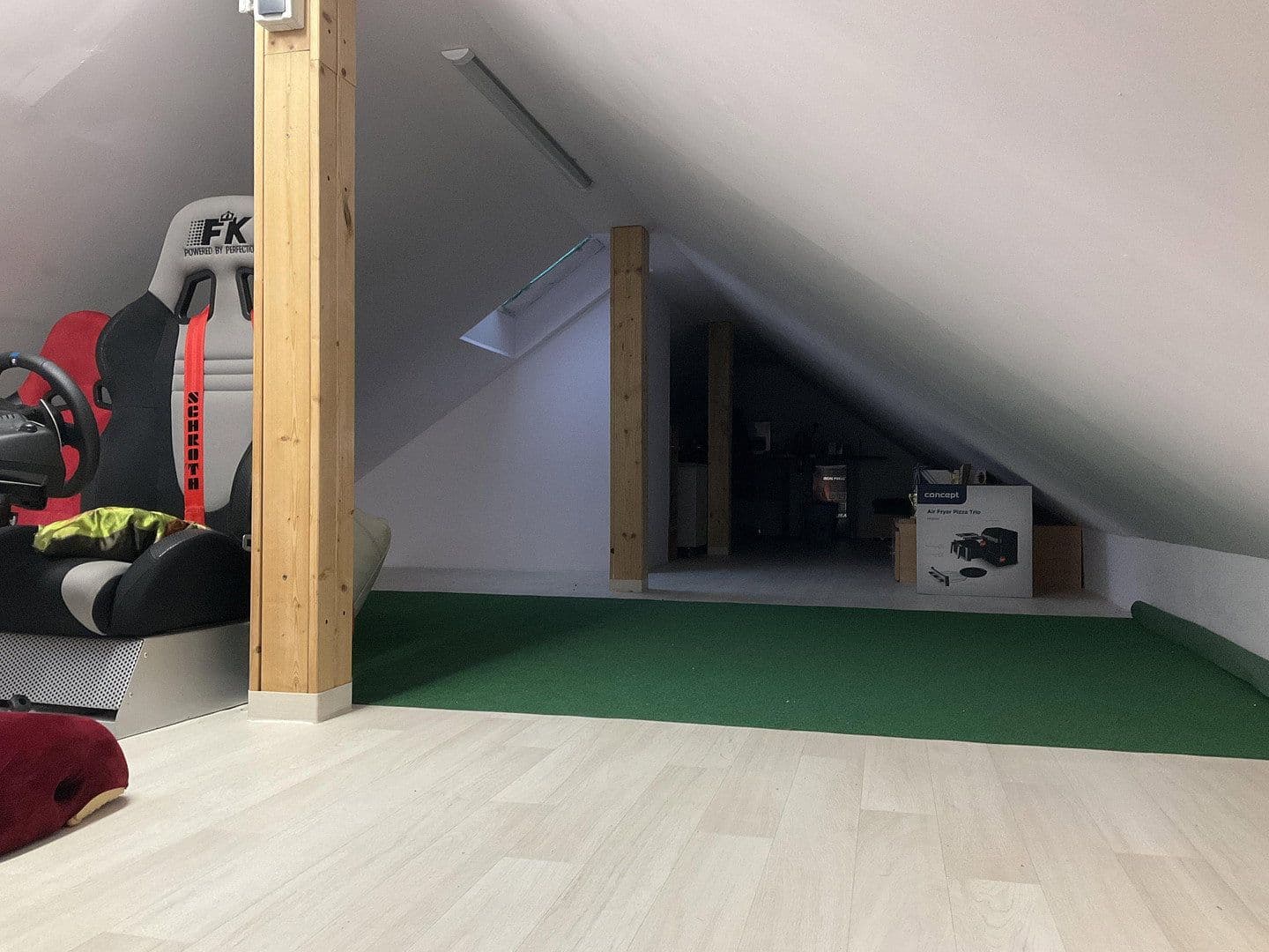 Predaj domu 339 m², pozemek 2.400 m², Kircherstraße 51A, Saalfeld/Saale, Durínsko Predaj domu 339 m², pozemek 2.400 m², Kircherstraße 51A, Saalfeld/Saale, Durínsko