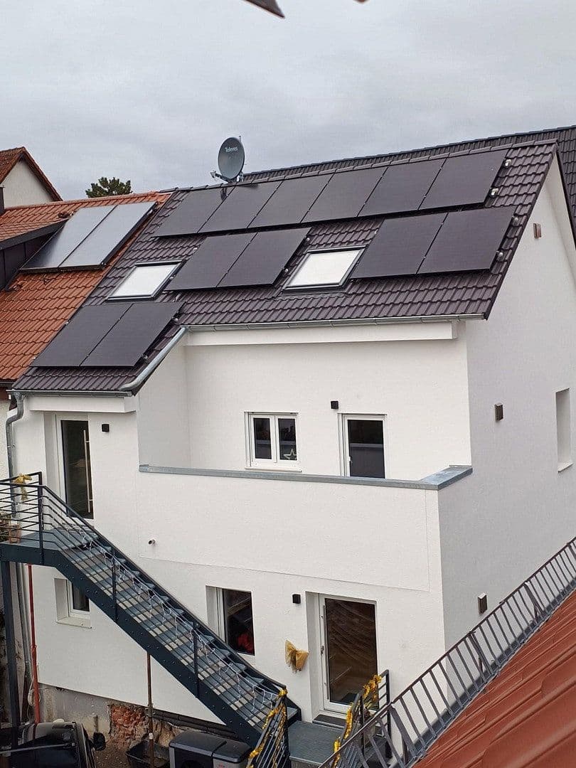 Prenájom bytu 3-izbový 85 m², Schmalestr.1, Wiernsheim, Bádensko-Wurttembersko Prenájom bytu 3-izbový 85 m², Schmalestr.1, Wiernsheim, Bádensko-Wurttembersko