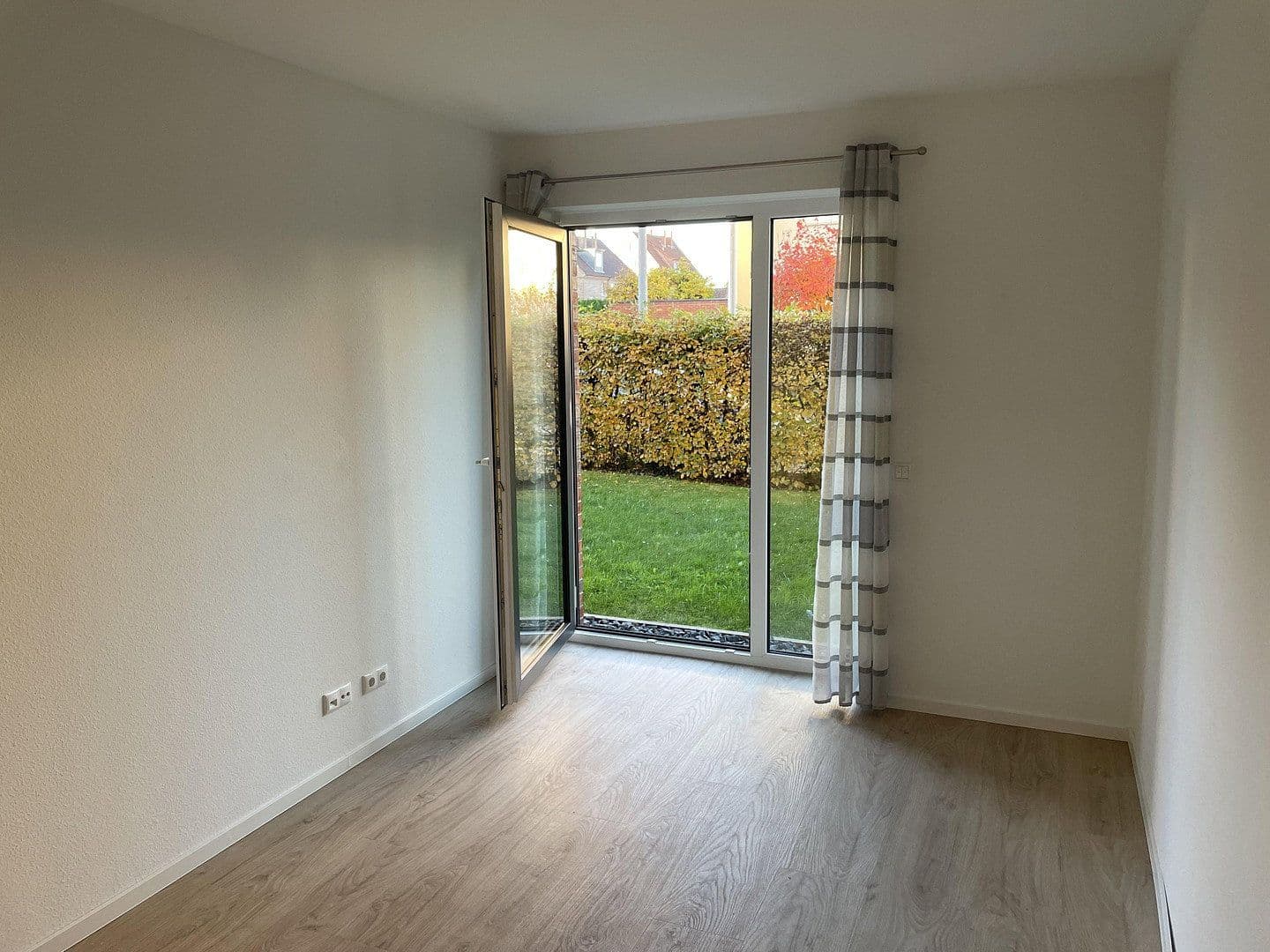 Prenájom bytu 2-izbový 60 m², Schillerstraße 2, Stadthagen, Dolné Sasko Prenájom bytu 2-izbový 60 m², Schillerstraße 2, Stadthagen, Dolné Sasko