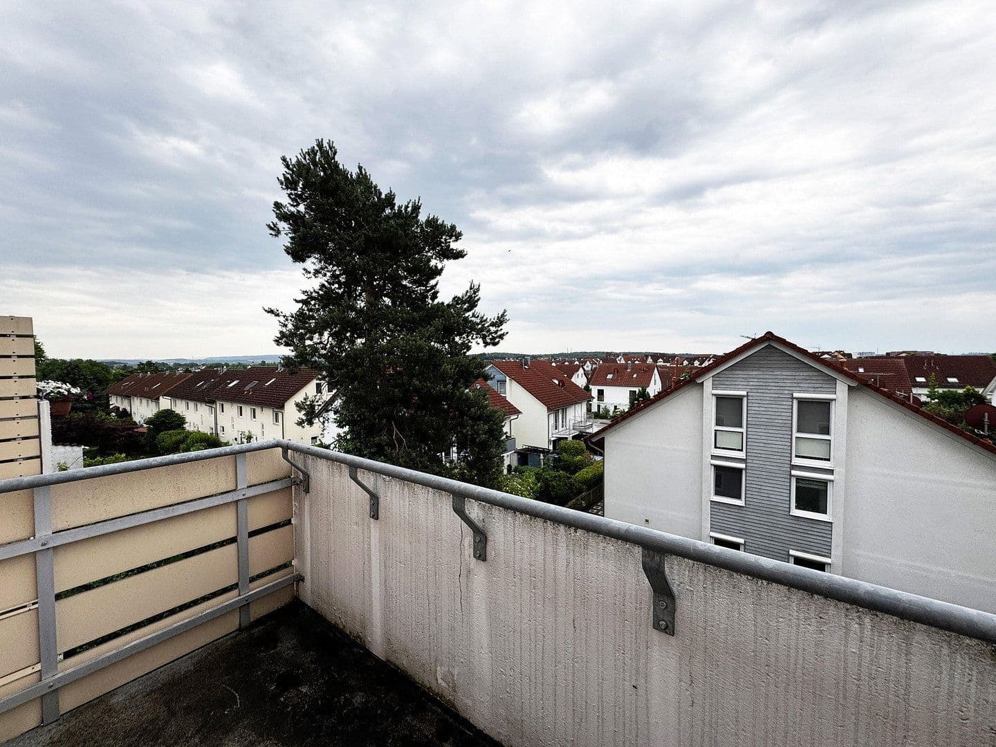 Prenájom bytu 1-izbový 37 m², Bad Wimpfen, Bádensko-Wurttembersko Prenájom bytu 1-izbový 37 m², Bad Wimpfen, Bádensko-Wurttembersko
