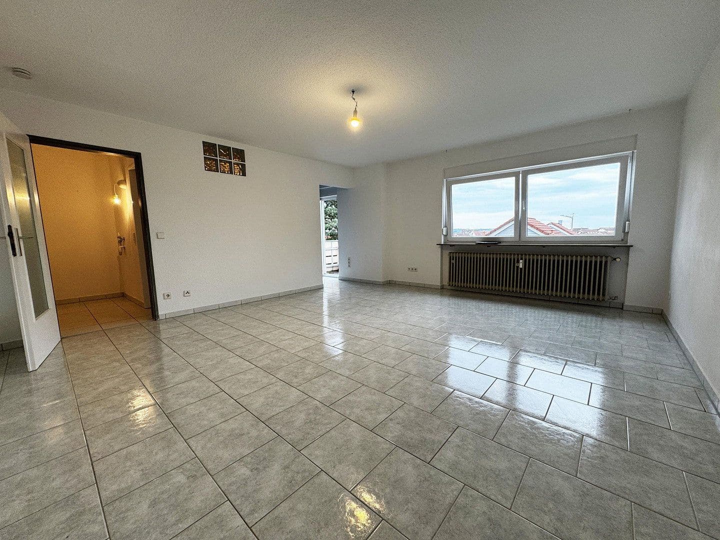 Prenájom bytu 1-izbový 37 m², Bad Wimpfen, Bádensko-Wurttembersko Prenájom bytu 1-izbový 37 m², Bad Wimpfen, Bádensko-Wurttembersko