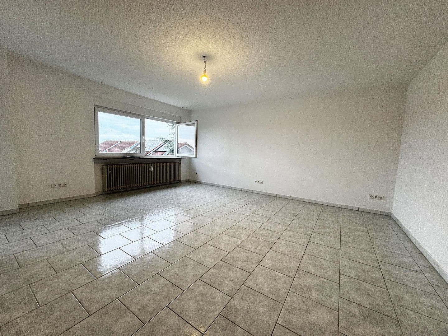 Prenájom bytu 1-izbový 37 m², Bad Wimpfen, Bádensko-Wurttembersko Prenájom bytu 1-izbový 37 m², Bad Wimpfen, Bádensko-Wurttembersko