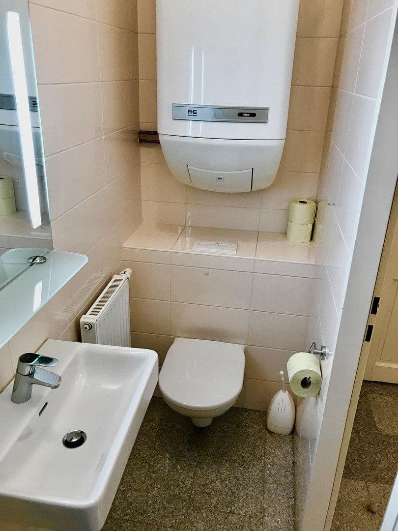Prenájom bytu 1-izbový 30 m², Kasernstraße 19a, Krems, Dolné Rakúsko Prenájom bytu 1-izbový 30 m², Kasernstraße 19a, Krems, Dolné Rakúsko