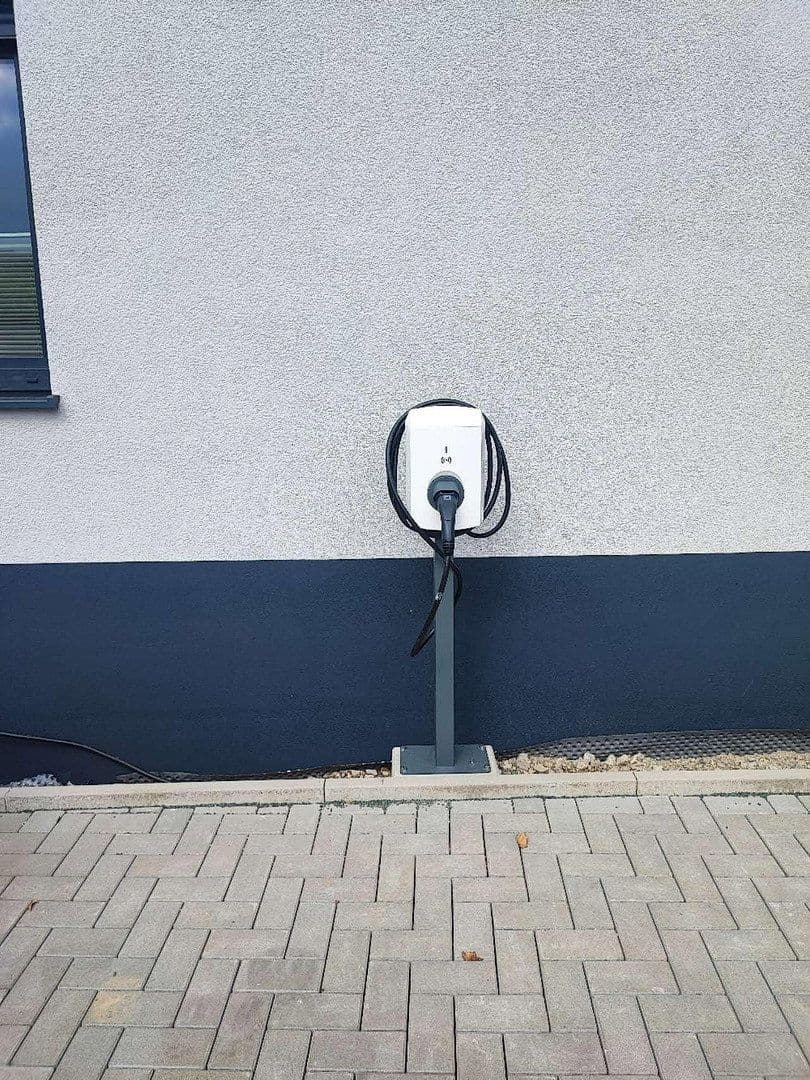 Prenájom domu 112 m², pozemek 151 m², Am Neufeld 34b, Frankfurt am Main, Hesensko Prenájom domu 112 m², pozemek 151 m², Am Neufeld 34b, Frankfurt am Main, Hesensko