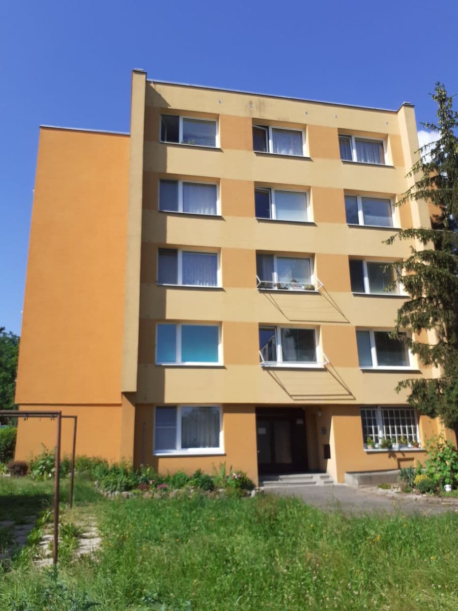 Prenájom bytu 1-izbový 27 m², Jana Drdy, Příbram, Středočeský kraj Prenájom bytu 1-izbový 27 m², Jana Drdy, Příbram, Středočeský kraj
