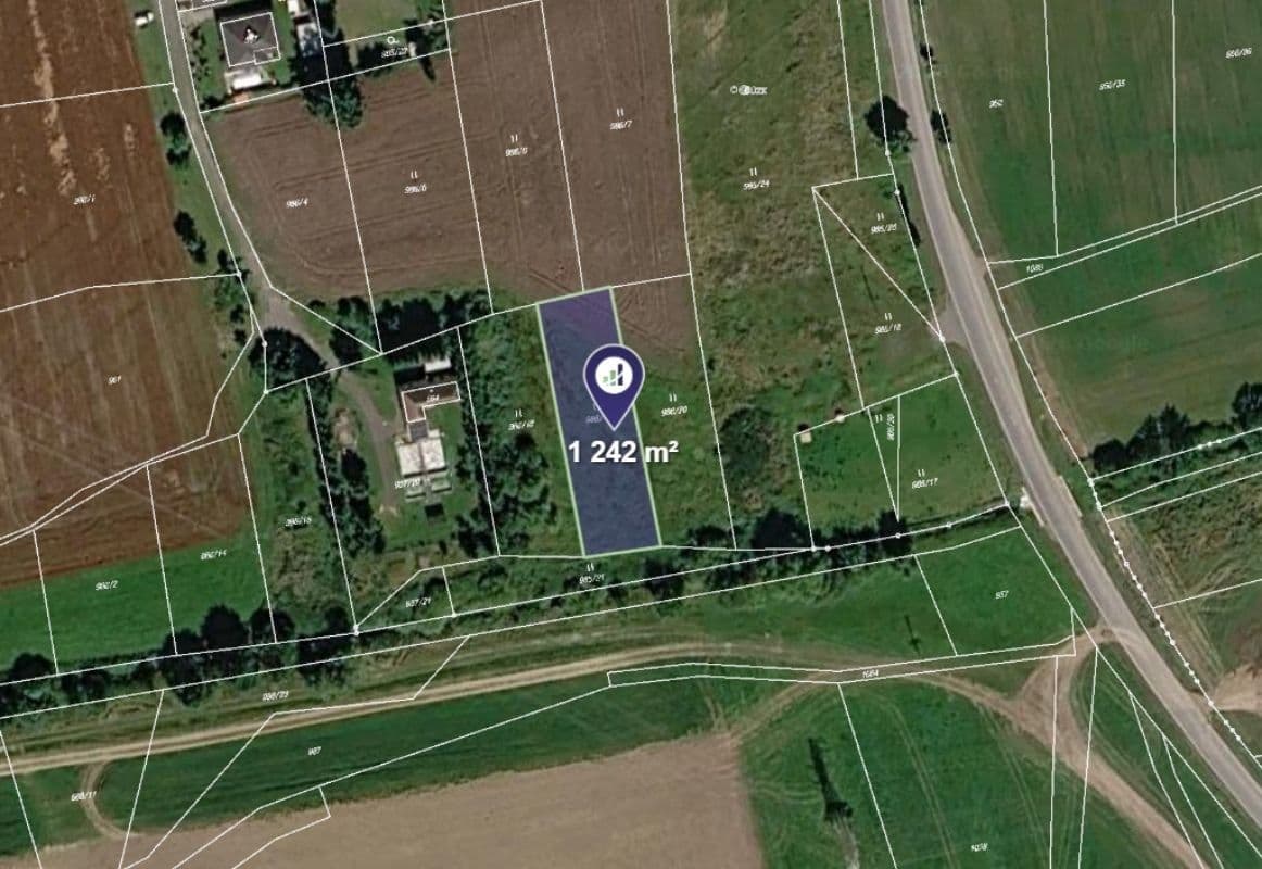 Predaj pozemku 1.242 m², Osek, Plzeňský kraj Predaj pozemku 1.242 m², Osek, Plzeňský kraj
