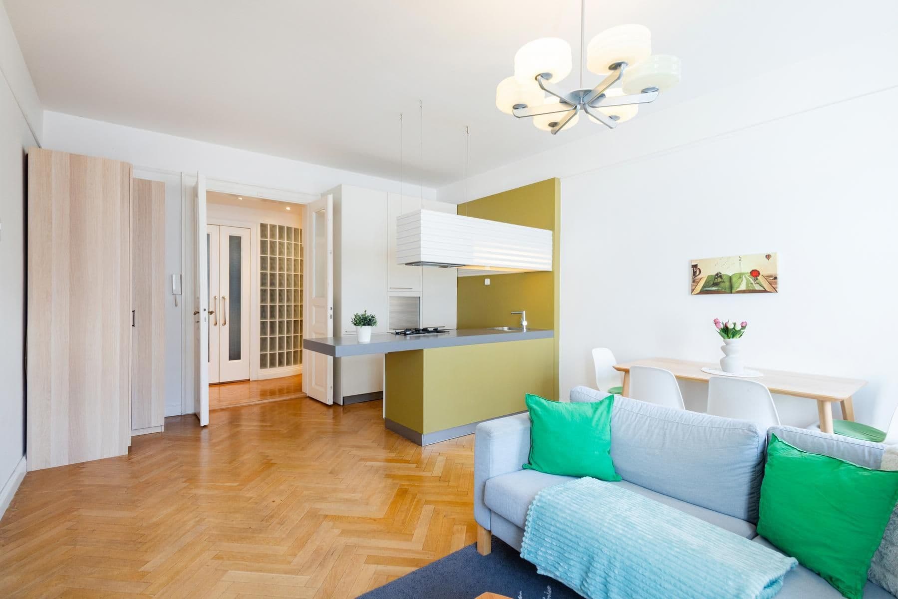 Predaj bytu 2-izbový 55 m², Plaská, Praha, Praha Predaj bytu 2-izbový 55 m², Plaská, Praha, Praha