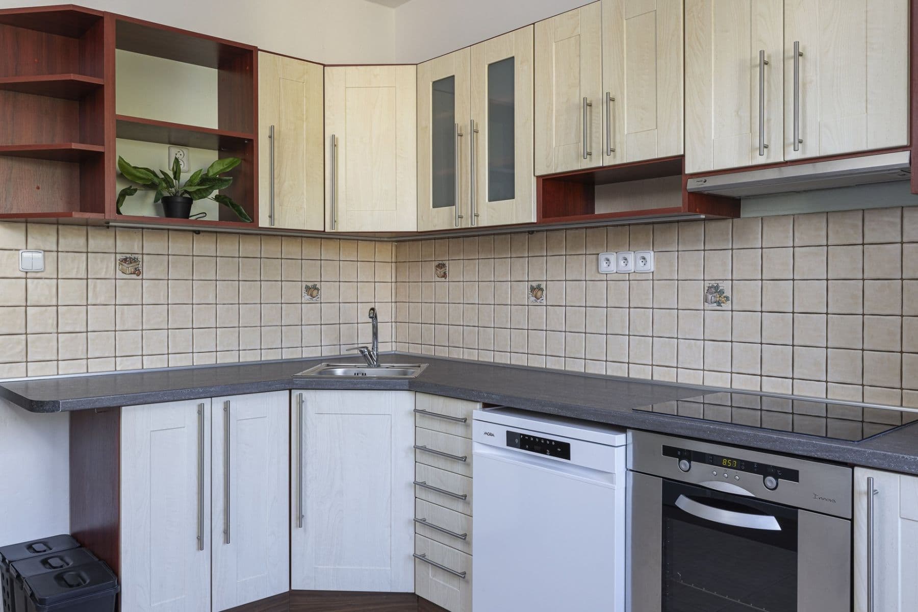 Prenájom bytu 2-izbový 65 m², Kremličkova, Praha, Praha Prenájom bytu 2-izbový 65 m², Kremličkova, Praha, Praha