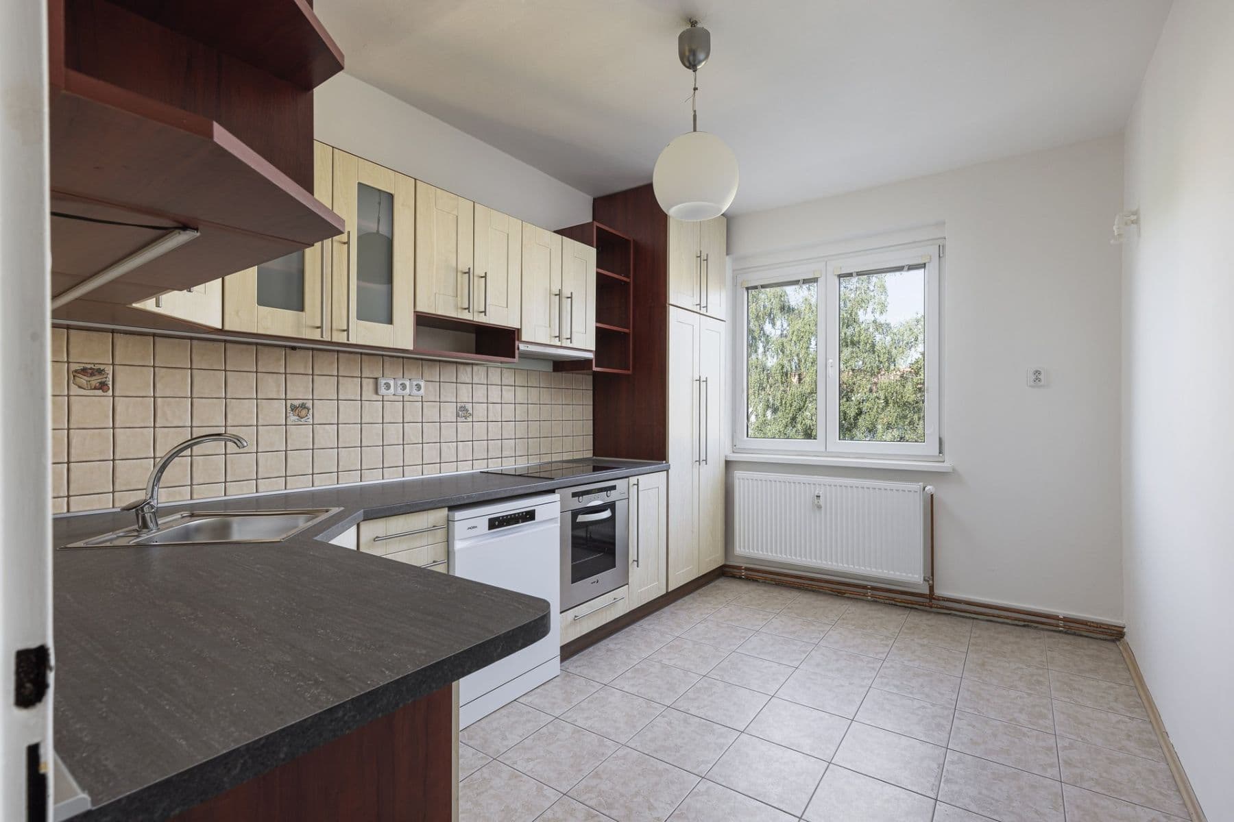 Prenájom bytu 2-izbový 65 m², Kremličkova, Praha, Praha Prenájom bytu 2-izbový 65 m², Kremličkova, Praha, Praha