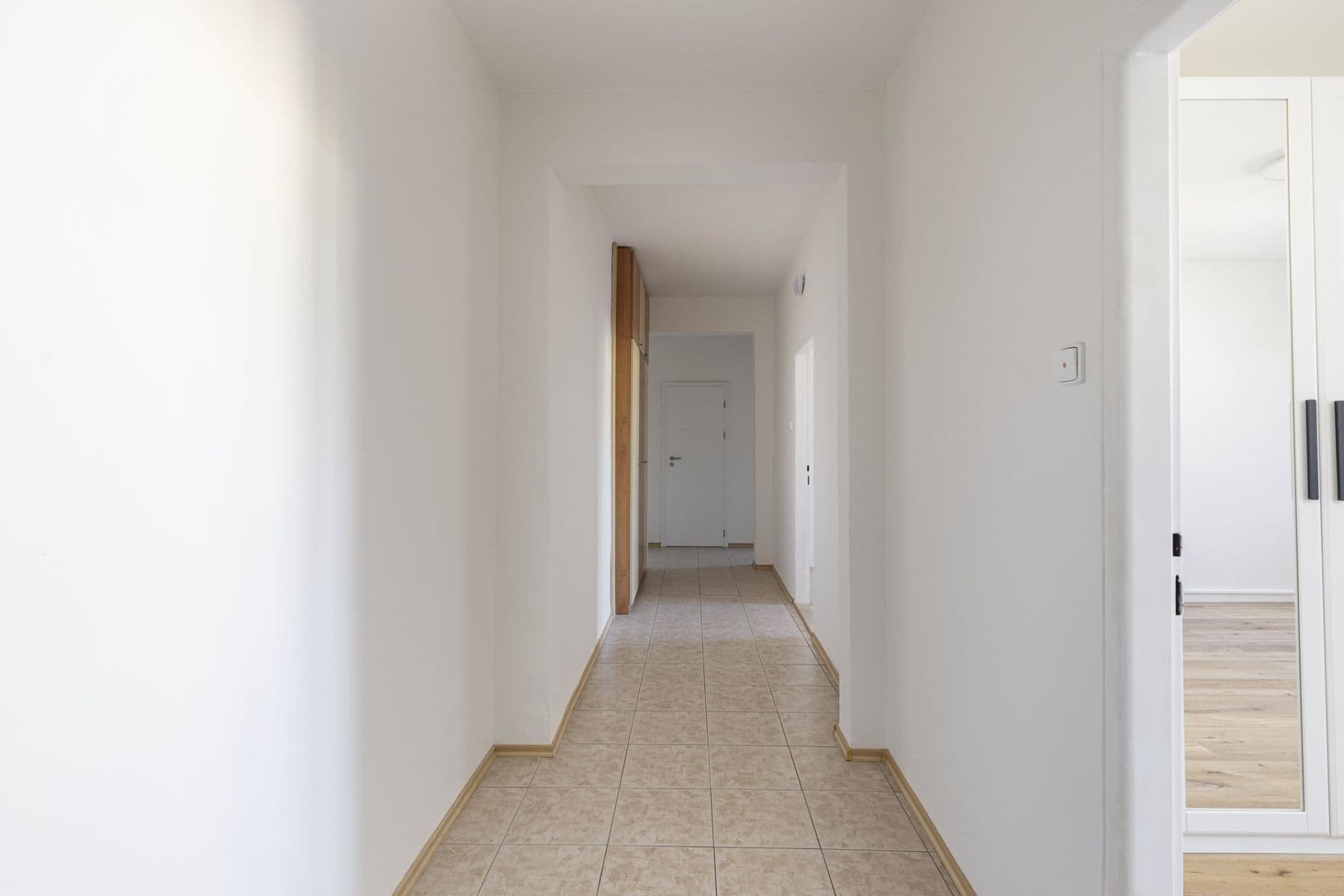 Prenájom bytu 2-izbový 65 m², Kremličkova, Praha, Praha Prenájom bytu 2-izbový 65 m², Kremličkova, Praha, Praha