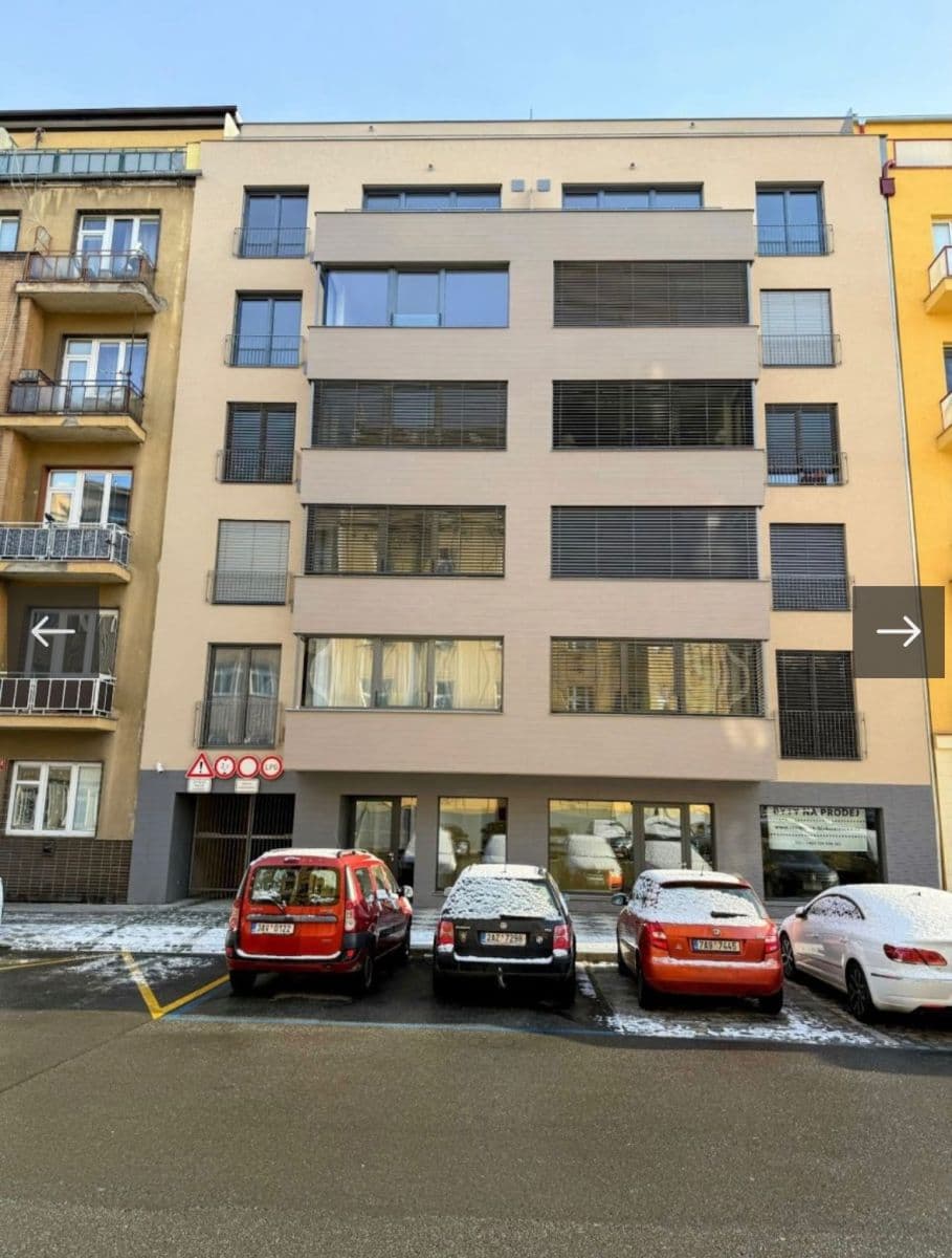 Prenájom garáže 13 m², Kloboučnická, Praha, Praha Prenájom garáže 13 m², Kloboučnická, Praha, Praha