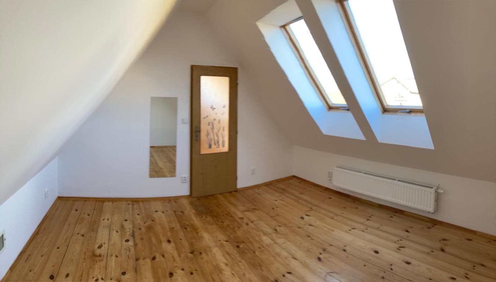 Prenájom bytu 5-izbový 126 m², Osvoboditelů, Hlučín, Moravskoslezský kraj Prenájom bytu 5-izbový 126 m², Osvoboditelů, Hlučín, Moravskoslezský kraj