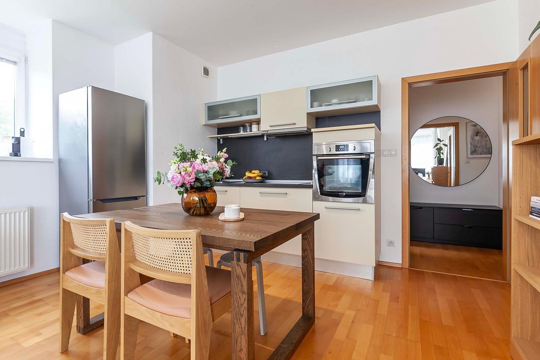 Predaj bytu 2-izbový 68 m², Smrčinská, Praha, Praha Predaj bytu 2-izbový 68 m², Smrčinská, Praha, Praha