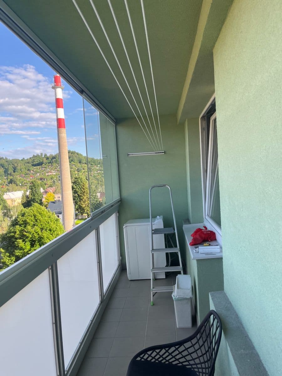 Prenájom bytu 1-izbový 38 m², Jižní, Semily, Liberecký kraj Prenájom bytu 1-izbový 38 m², Jižní, Semily, Liberecký kraj