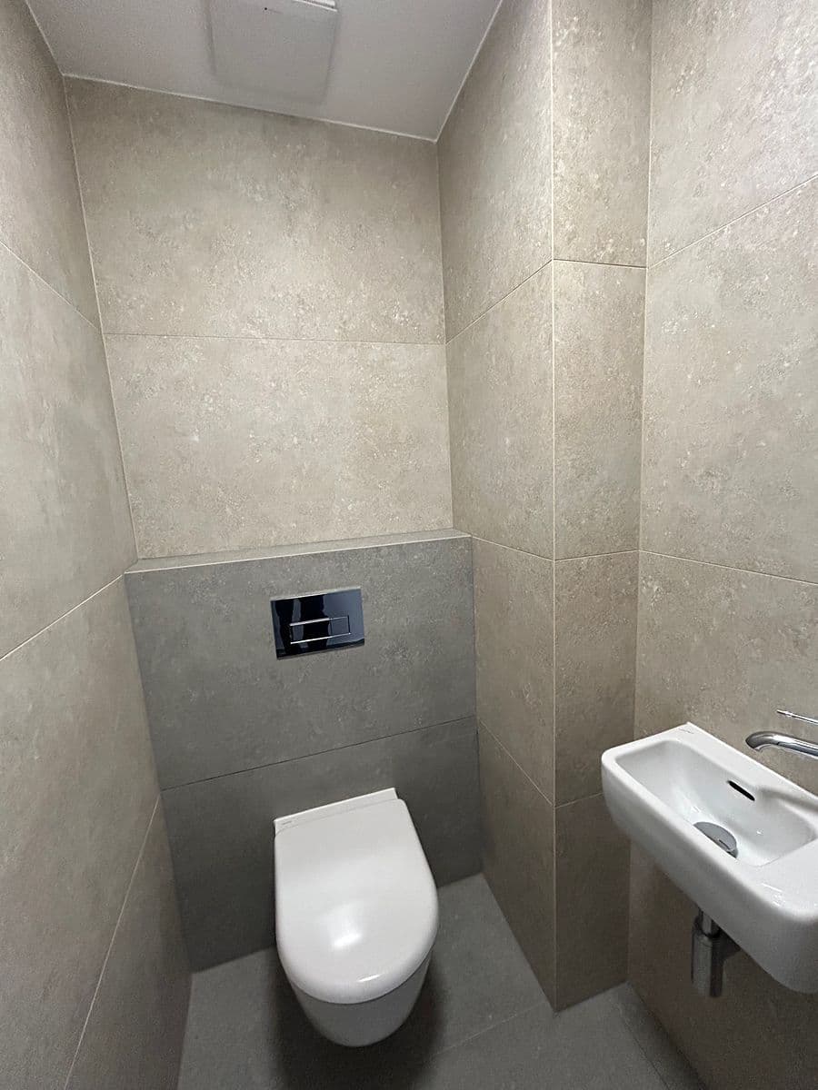 Prenájom bytu 2-izbový 71 m², Pod Drinopolem, Praha, Praha Prenájom bytu 2-izbový 71 m², Pod Drinopolem, Praha, Praha
