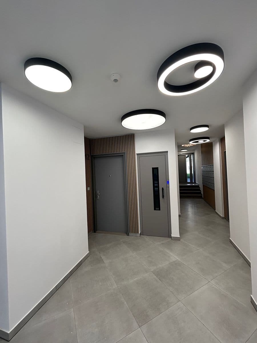 Prenájom bytu 2-izbový 71 m², Pod Drinopolem, Praha, Praha Prenájom bytu 2-izbový 71 m², Pod Drinopolem, Praha, Praha