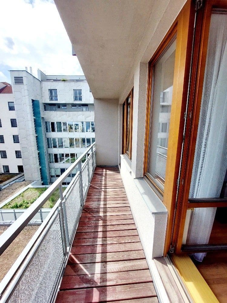 Prenájom bytu 2-izbový 52 m², Křižíkova, Praha, Praha Prenájom bytu 2-izbový 52 m², Křižíkova, Praha, Praha