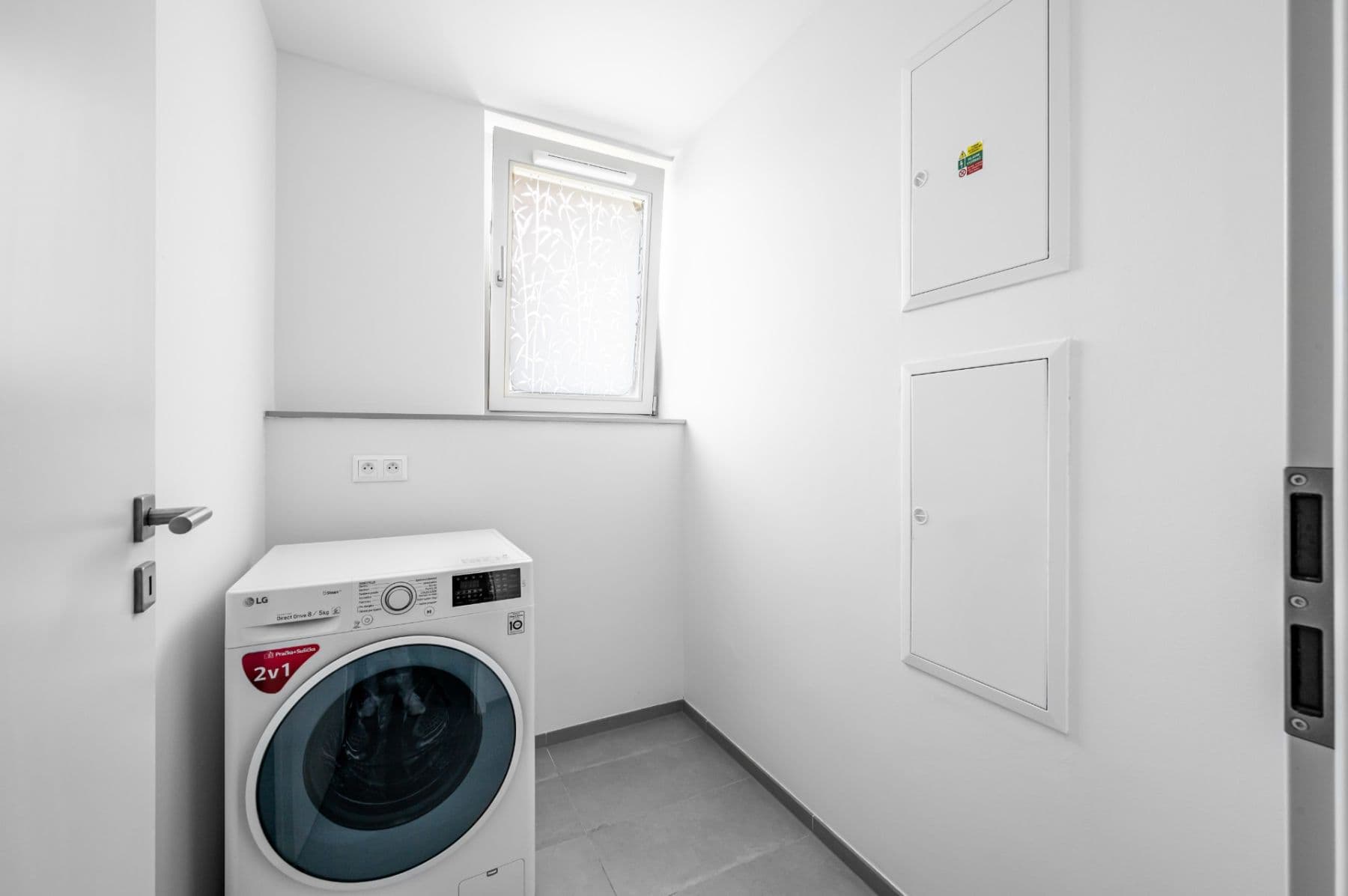 Prenájom bytu 2-izbový 61 m², Altajská, Praha, Praha Prenájom bytu 2-izbový 61 m², Altajská, Praha, Praha
