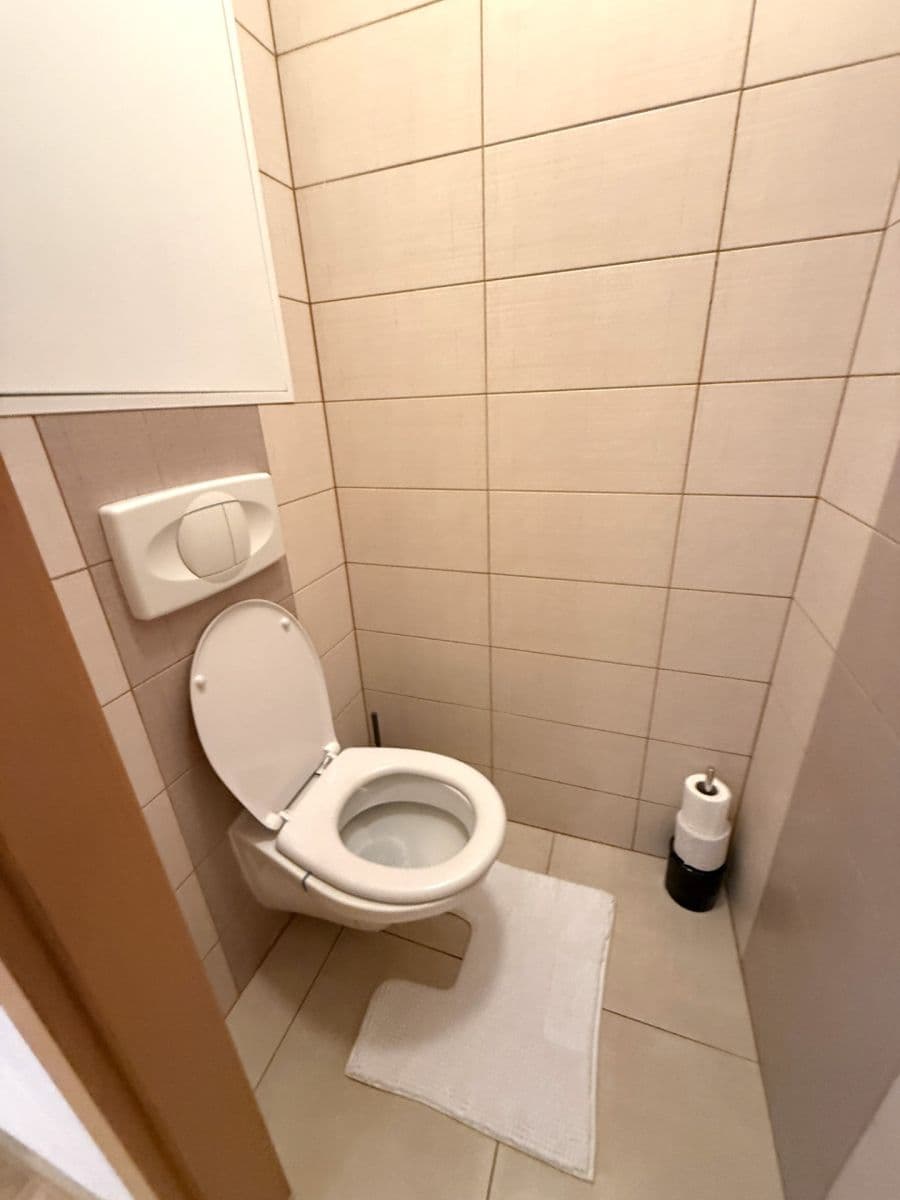 Predaj bytu 2-izbový 67 m², sídliště 9. května, Nejdek, Karlovarský kraj Predaj bytu 2-izbový 67 m², sídliště 9. května, Nejdek, Karlovarský kraj