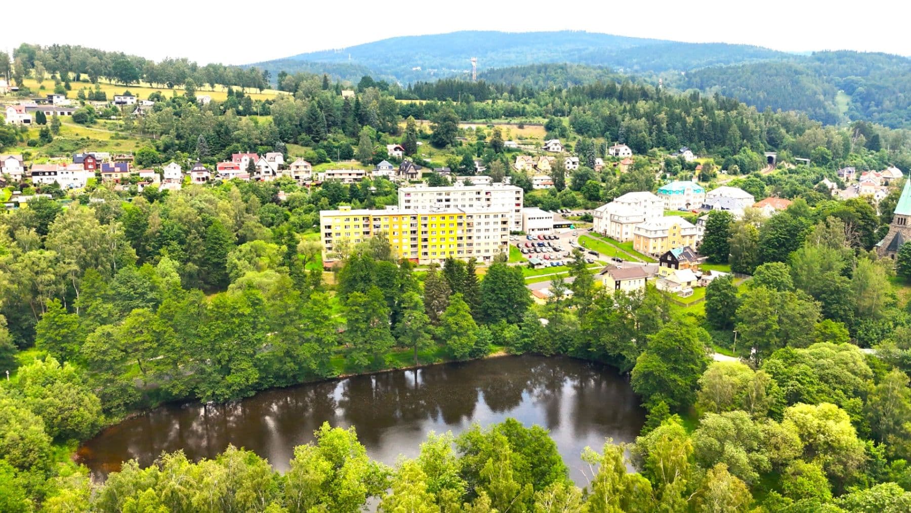 Predaj bytu 2-izbový 67 m², sídliště 9. května, Nejdek, Karlovarský kraj Predaj bytu 2-izbový 67 m², sídliště 9. května, Nejdek, Karlovarský kraj