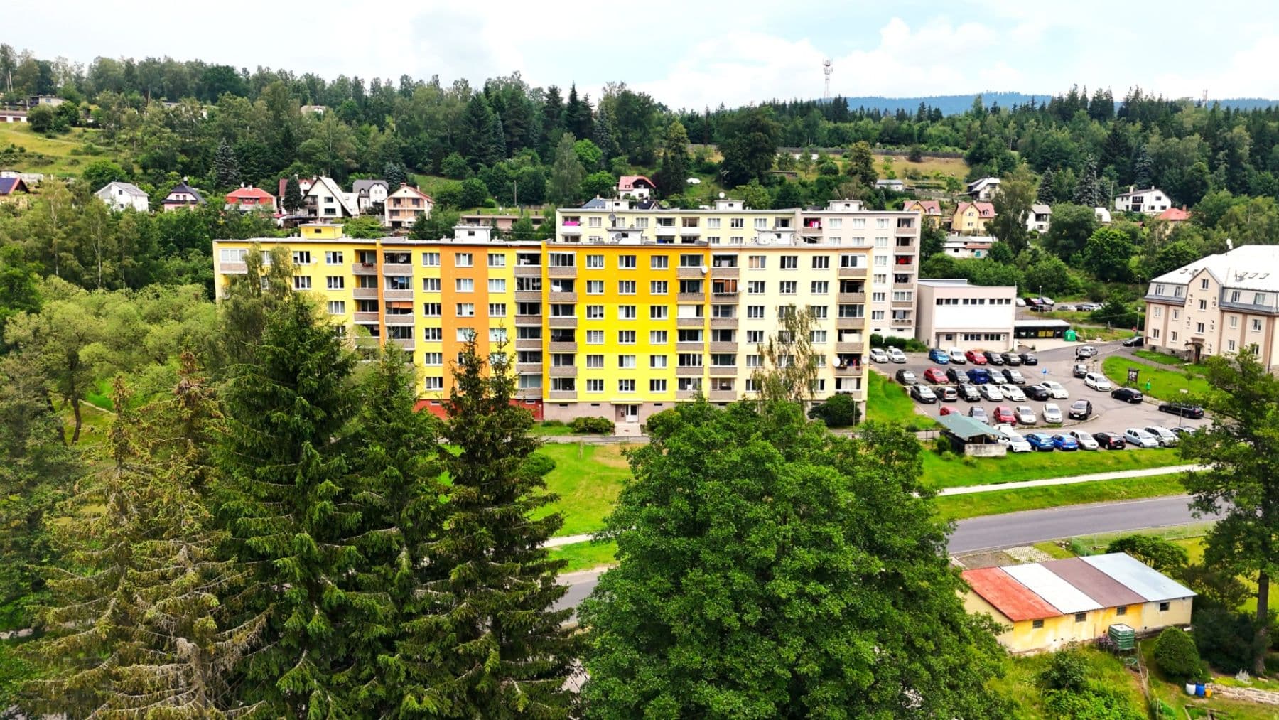 Predaj bytu 2-izbový 67 m², sídliště 9. května, Nejdek, Karlovarský kraj Predaj bytu 2-izbový 67 m², sídliště 9. května, Nejdek, Karlovarský kraj
