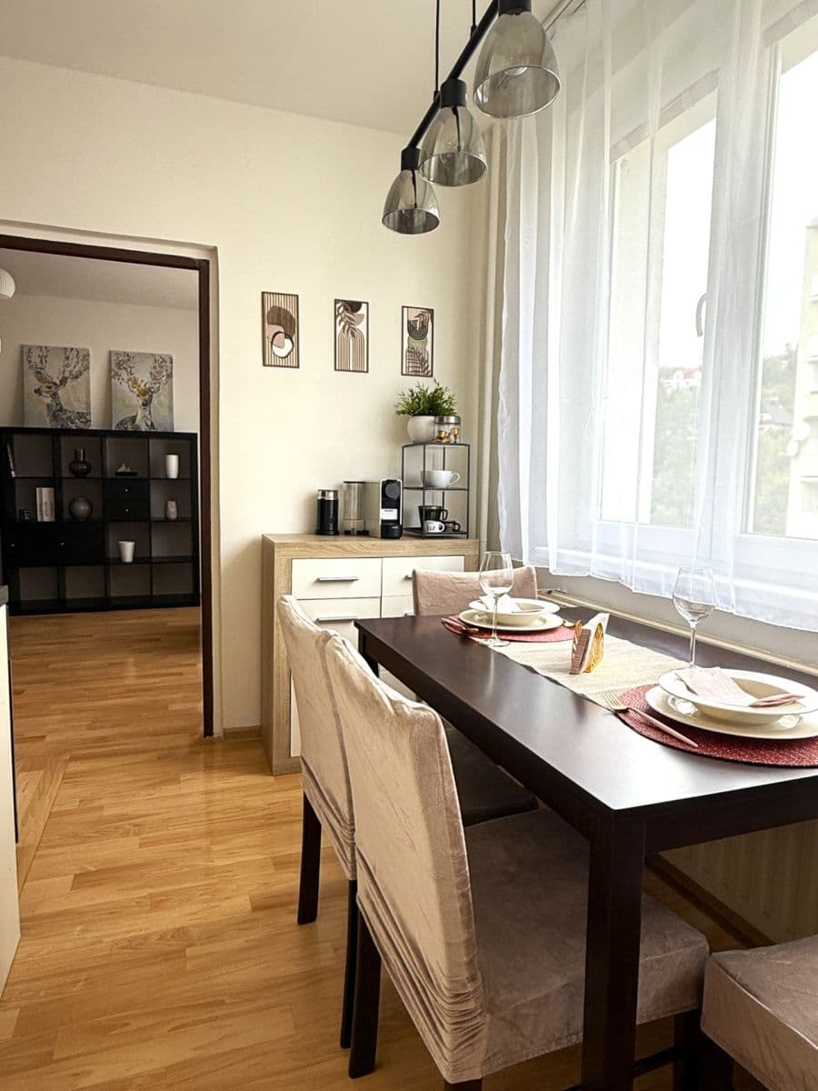 Predaj bytu 2-izbový 67 m², sídliště 9. května, Nejdek, Karlovarský kraj Predaj bytu 2-izbový 67 m², sídliště 9. května, Nejdek, Karlovarský kraj