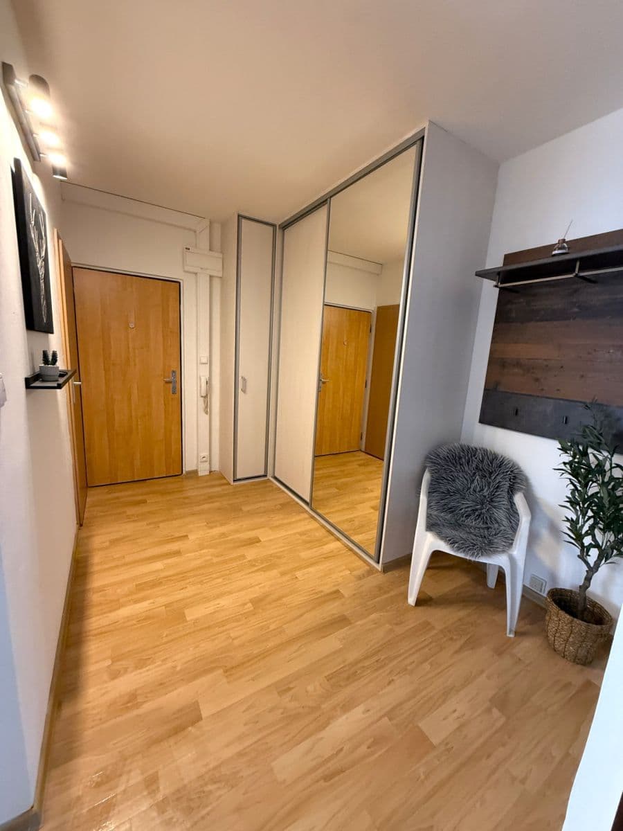 Predaj bytu 2-izbový 67 m², sídliště 9. května, Nejdek, Karlovarský kraj Predaj bytu 2-izbový 67 m², sídliště 9. května, Nejdek, Karlovarský kraj