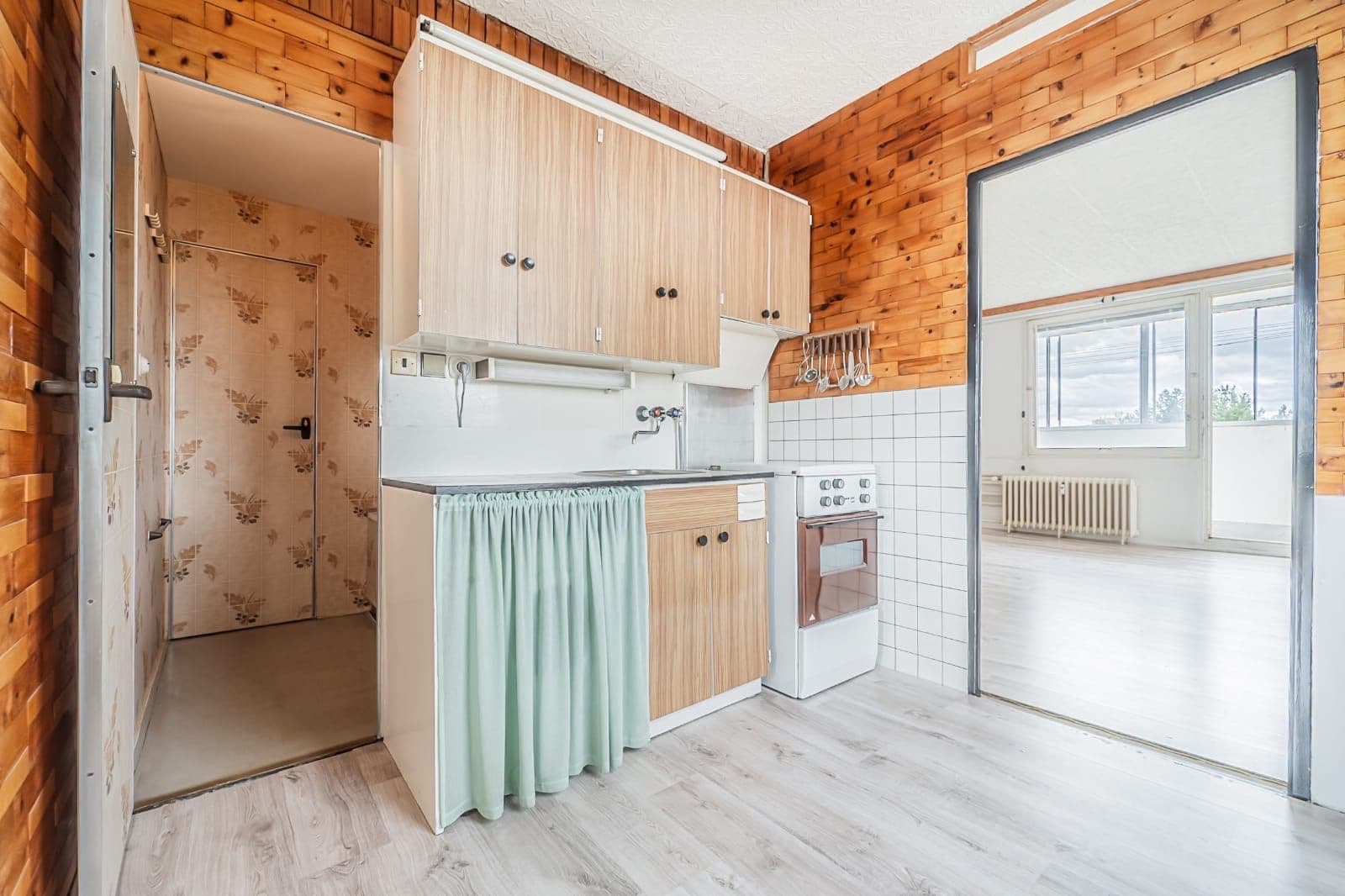 Prenájom bytu 4-izbový 62 m², Tajovského, Praha, Praha Prenájom bytu 4-izbový 62 m², Tajovského, Praha, Praha