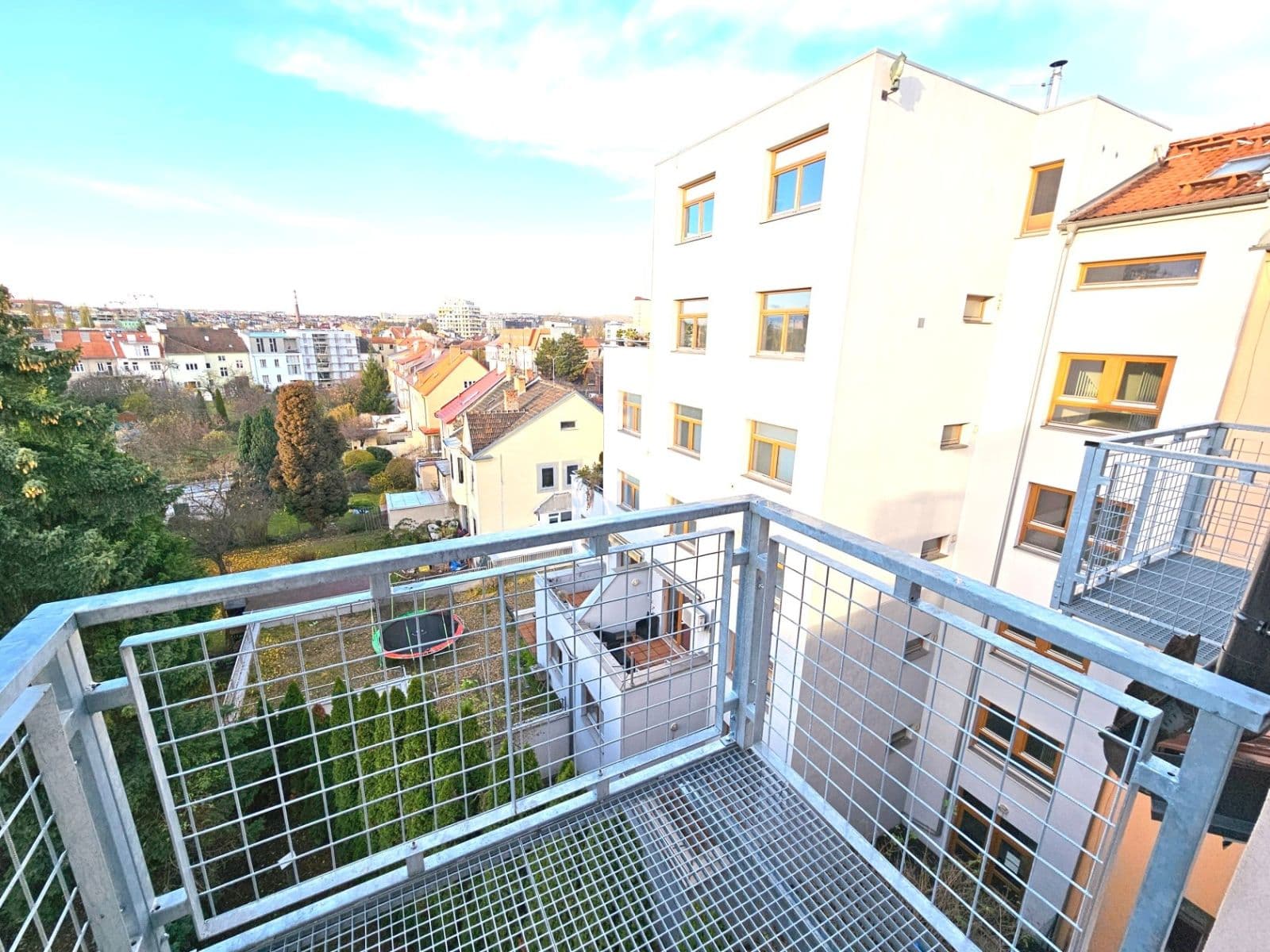 Prenájom bytu 1-izbový 38 m², Karáskovo náměstí, Brno, Jihomoravský kraj Prenájom bytu 1-izbový 38 m², Karáskovo náměstí, Brno, Jihomoravský kraj