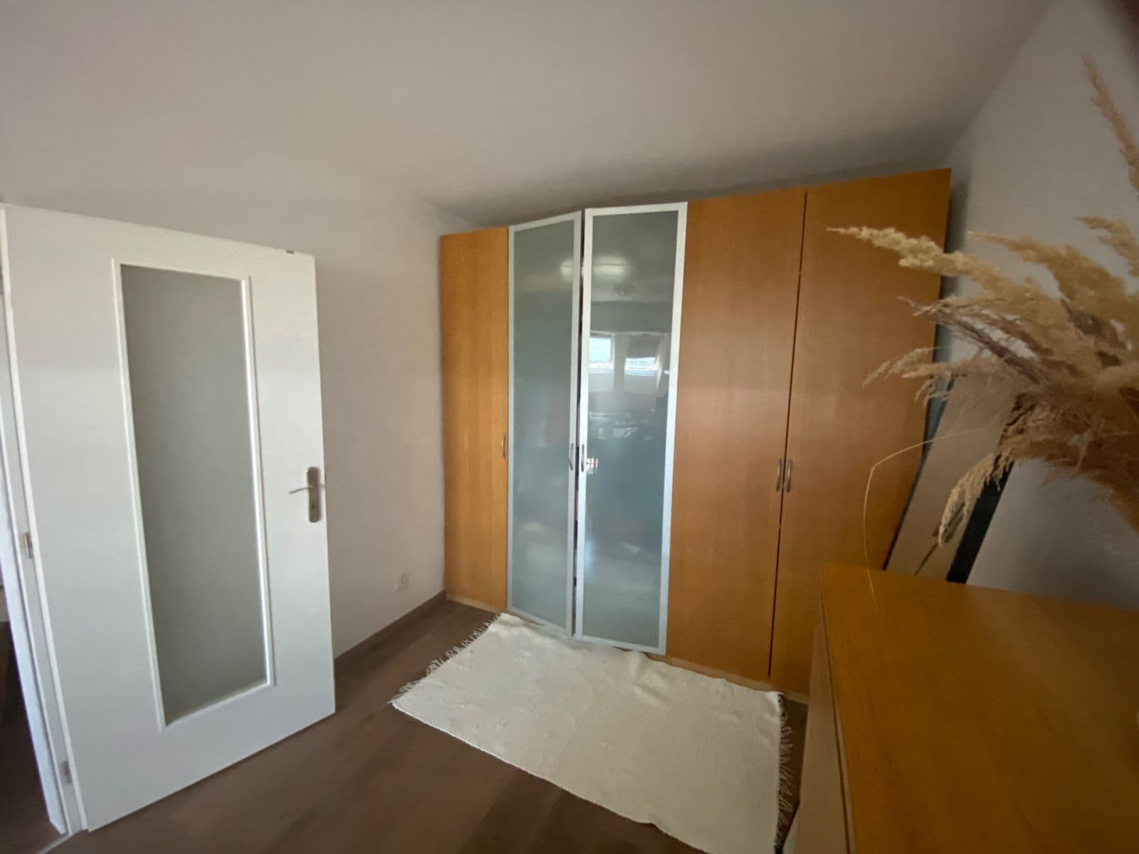 Predaj bytu 3-izbový 90 m², Mirešická, Jinočany, Středočeský kraj Predaj bytu 3-izbový 90 m², Mirešická, Jinočany, Středočeský kraj