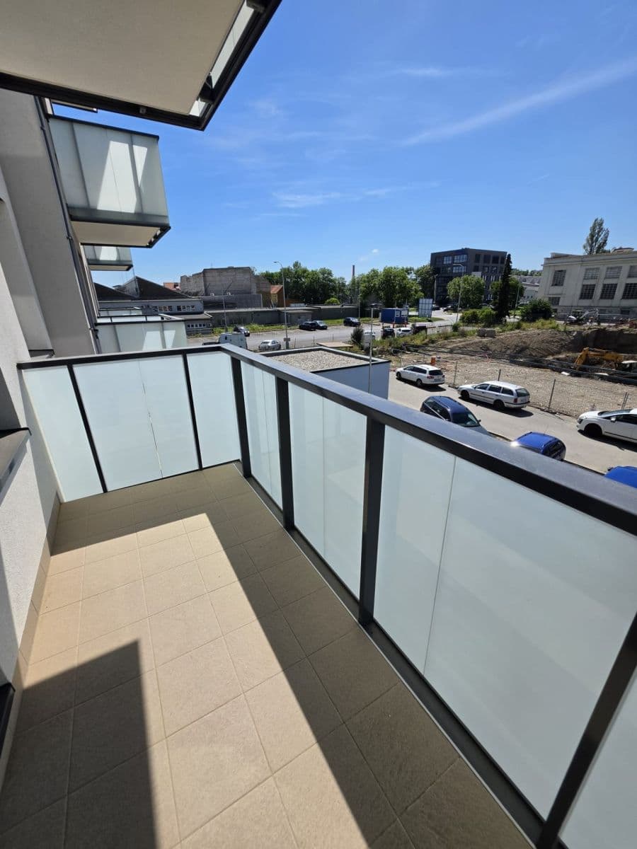 Prenájom bytu 1-izbový 32 m², Arnošta Staňka, Praha, Praha Prenájom bytu 1-izbový 32 m², Arnošta Staňka, Praha, Praha