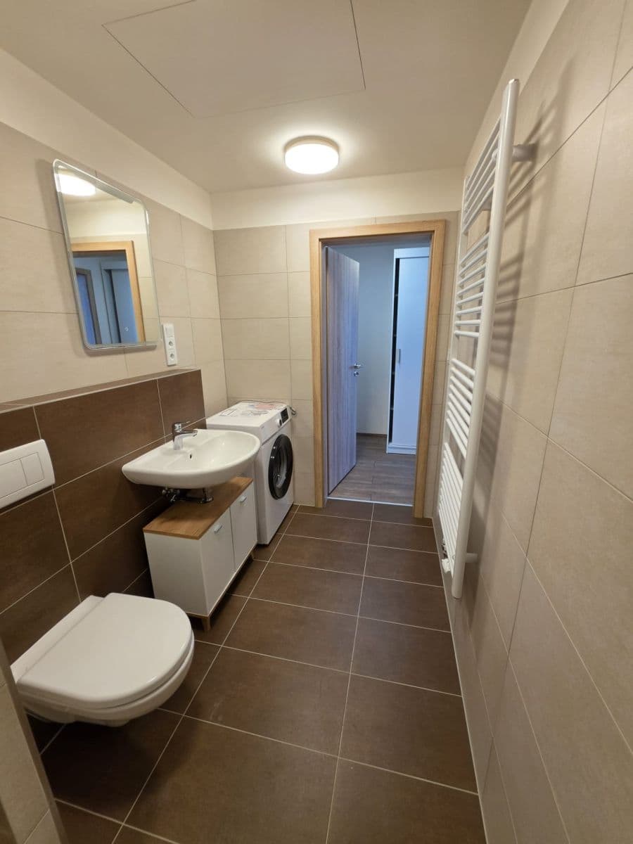 Prenájom bytu 1-izbový 32 m², Arnošta Staňka, Praha, Praha Prenájom bytu 1-izbový 32 m², Arnošta Staňka, Praha, Praha