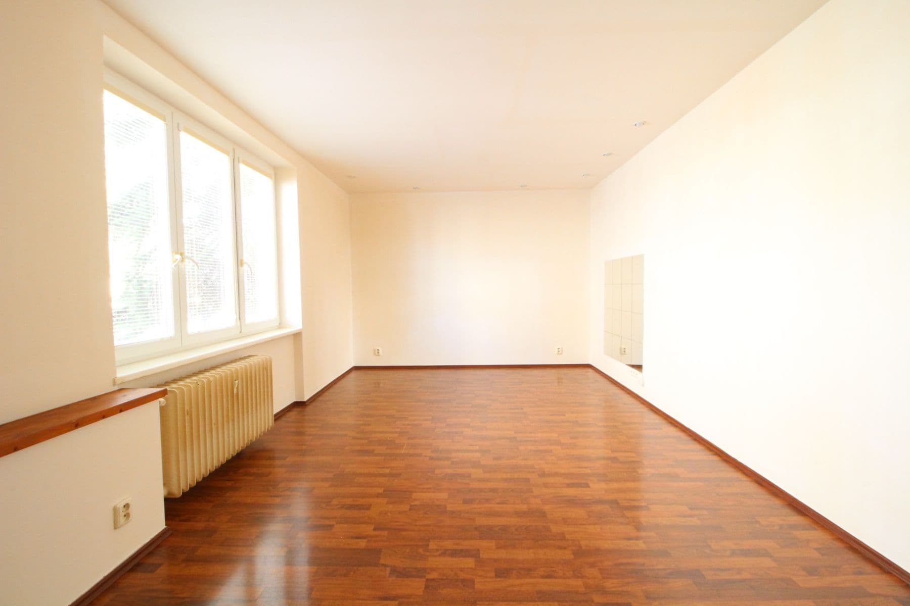 Prenájom bytu 2-izbový 53 m², Kafkova, Praha, Praha Prenájom bytu 2-izbový 53 m², Kafkova, Praha, Praha