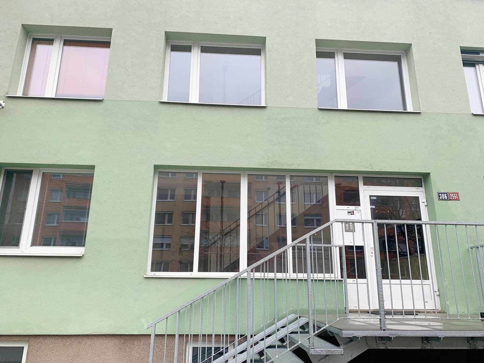 Prenájom bytu 3-izbový 55 m², Na růžovém poli, Kladno, Středočeský kraj Prenájom bytu 3-izbový 55 m², Na růžovém poli, Kladno, Středočeský kraj