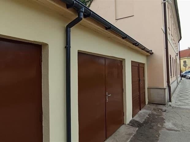 Prenájom garáže 18 m², Viničná, Praha, Praha Prenájom garáže 18 m², Viničná, Praha, Praha