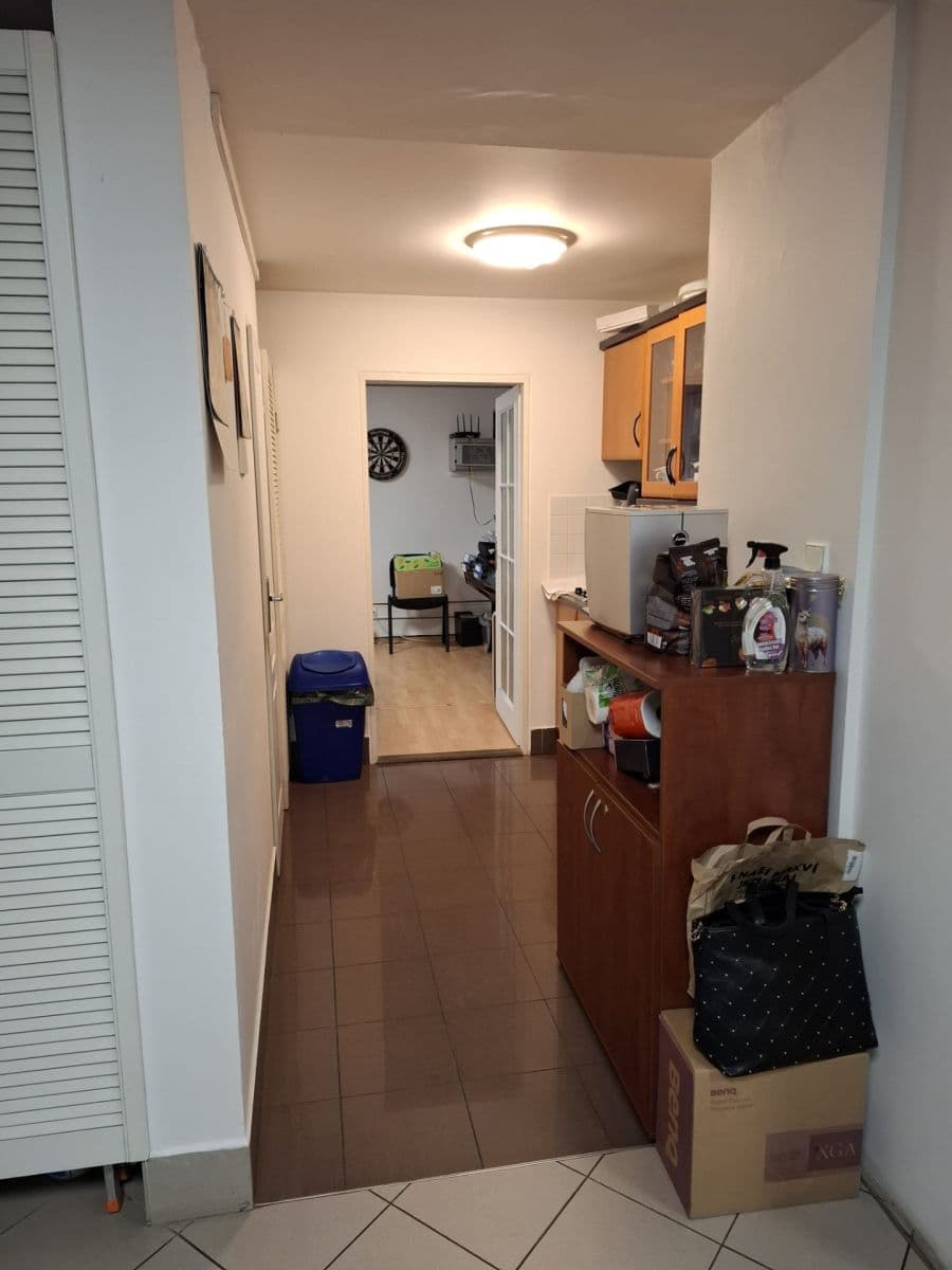 Predaj kancelárie 100 m², Křišťanova, Praha, Praha Predaj kancelárie 100 m², Křišťanova, Praha, Praha