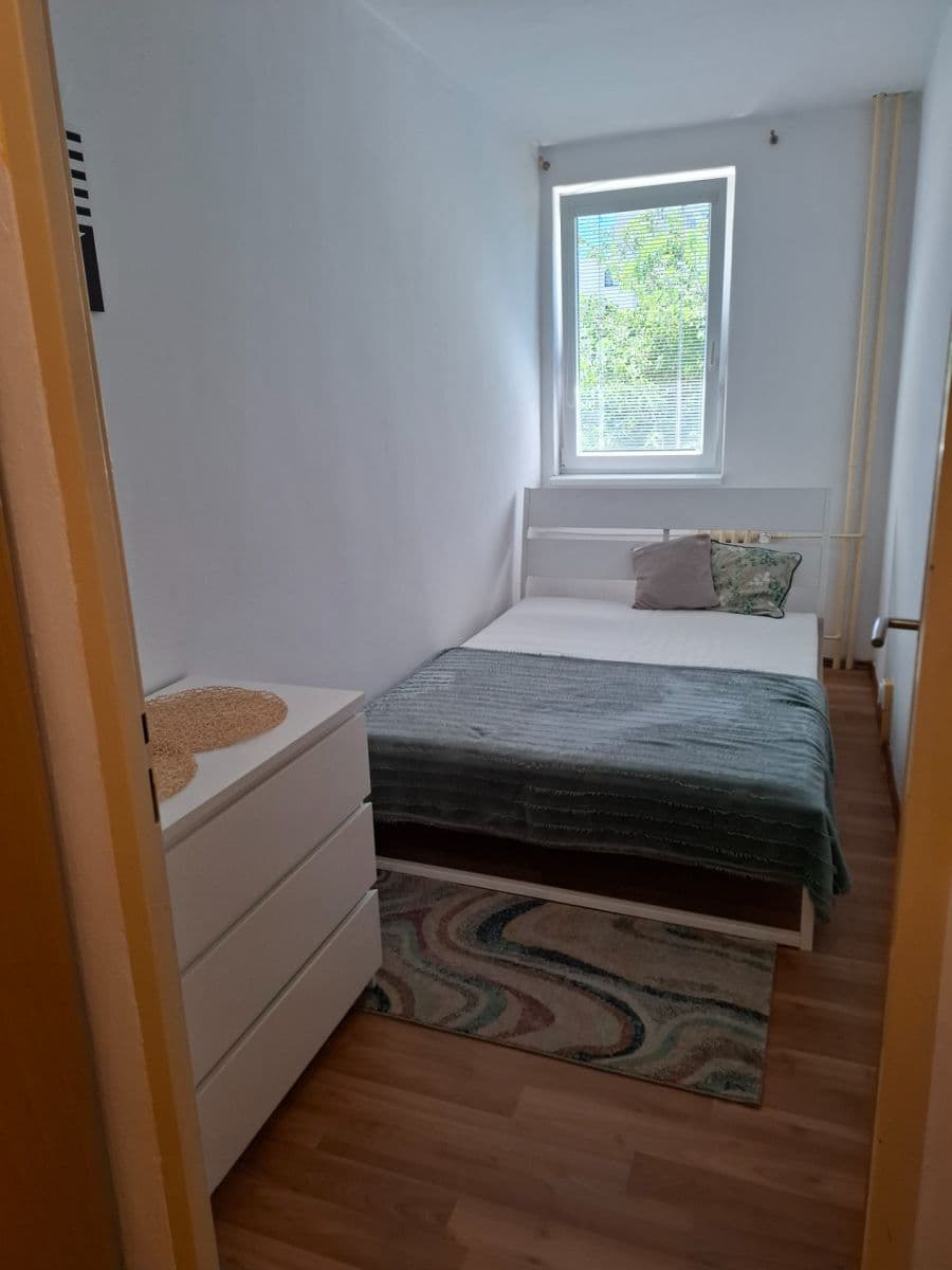 Prenájom bytu 2-izbový 47 m², Astrová, Ružinov, Bratislavský kraj Prenájom bytu 2-izbový 47 m², Astrová, Ružinov, Bratislavský kraj