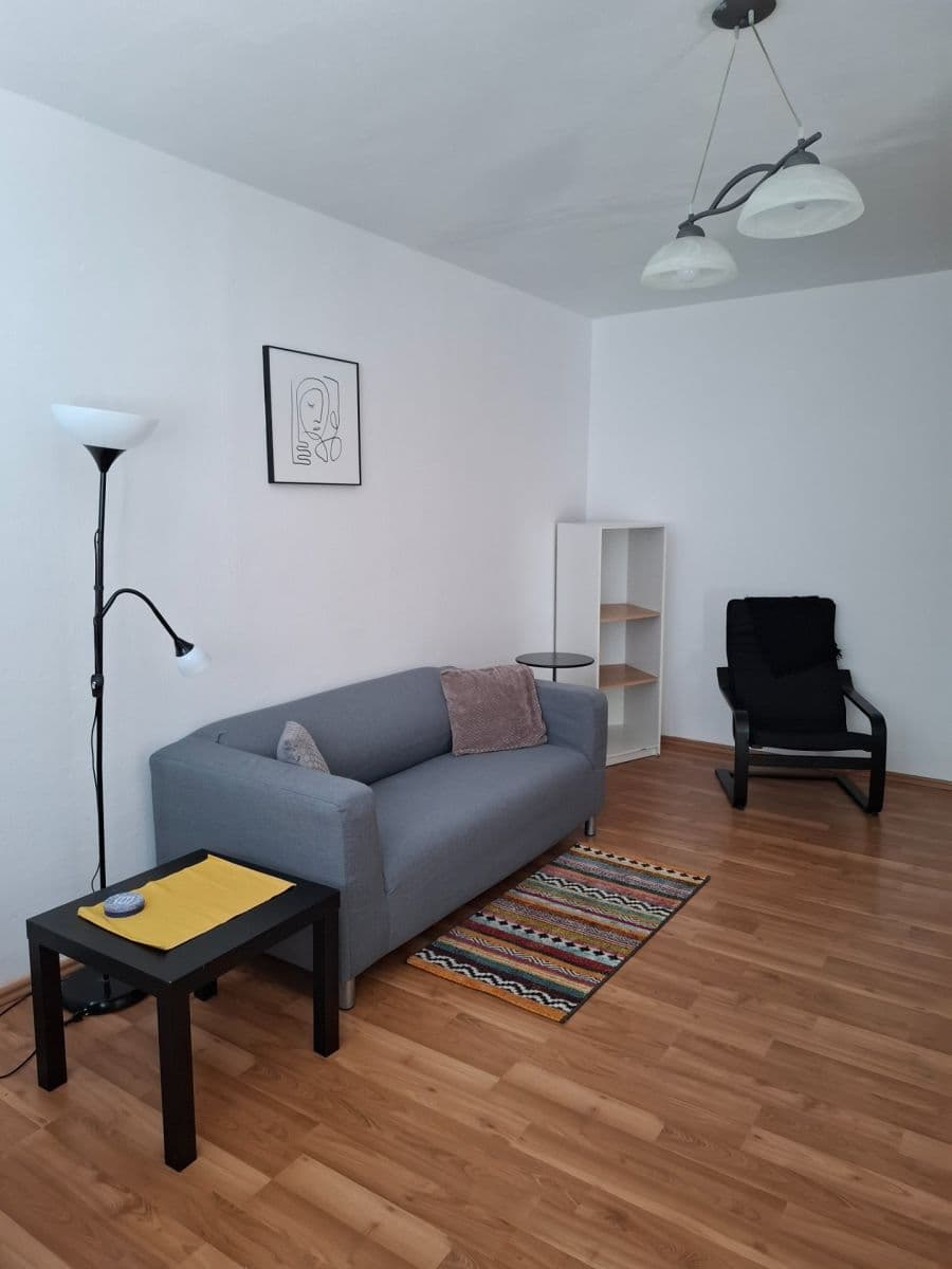 Prenájom bytu 2-izbový 47 m², Astrová, Ružinov, Bratislavský kraj Prenájom bytu 2-izbový 47 m², Astrová, Ružinov, Bratislavský kraj