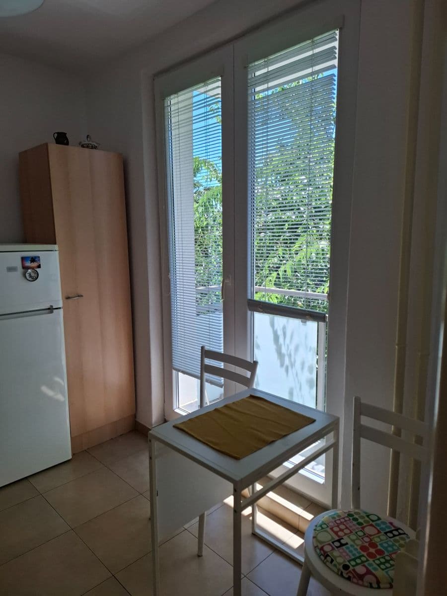 Prenájom bytu 2-izbový 47 m², Astrová, Ružinov, Bratislavský kraj Prenájom bytu 2-izbový 47 m², Astrová, Ružinov, Bratislavský kraj