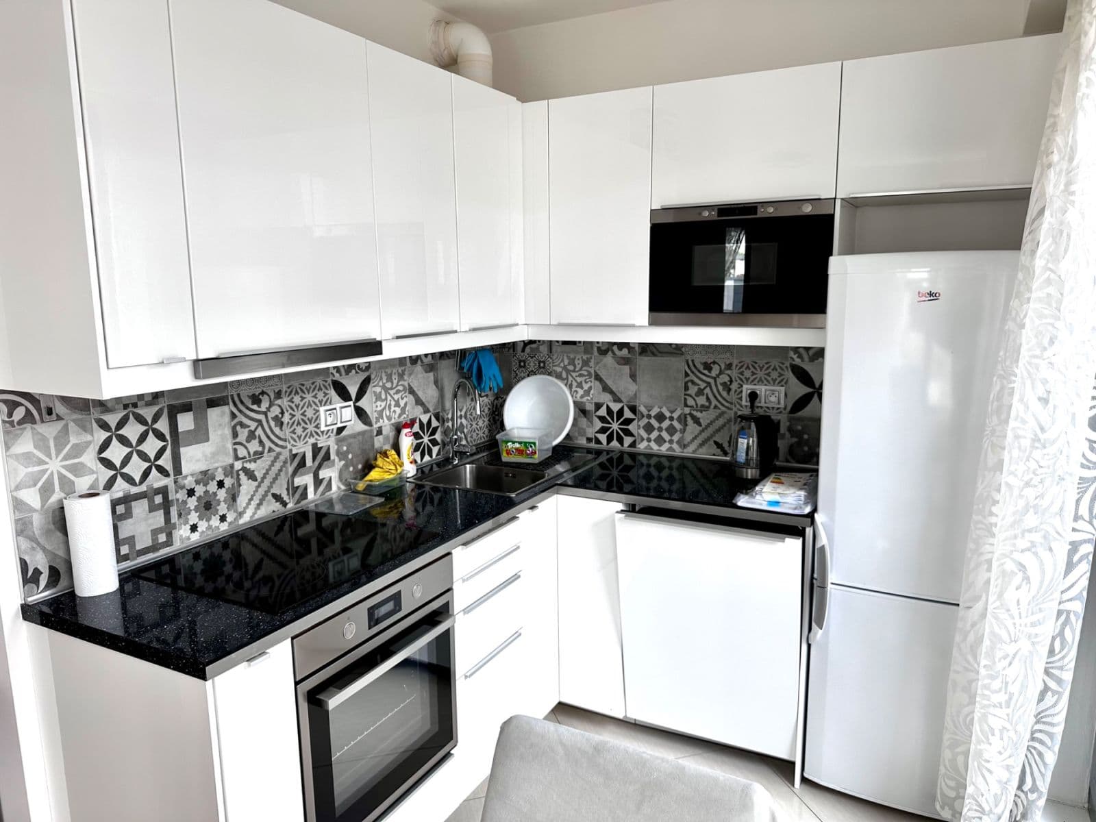 Prenájom bytu 2-izbový 61 m², Olšanská, Praha, Praha Prenájom bytu 2-izbový 61 m², Olšanská, Praha, Praha