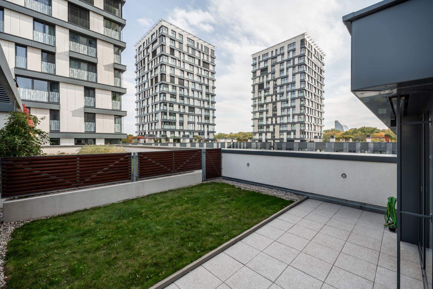 Prenájom bytu 2-izbový 61 m², Olšanská, Praha, Praha Prenájom bytu 2-izbový 61 m², Olšanská, Praha, Praha